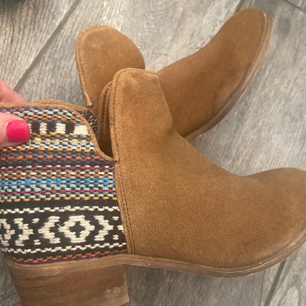 Steve Madden booties